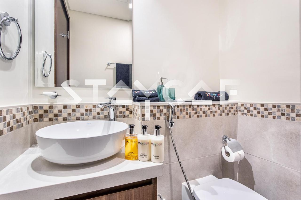 Staycae Holiday Homes - Vera By Damac Near Downtown, Business Bay *